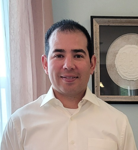 Carlos Estrada, PMHNP